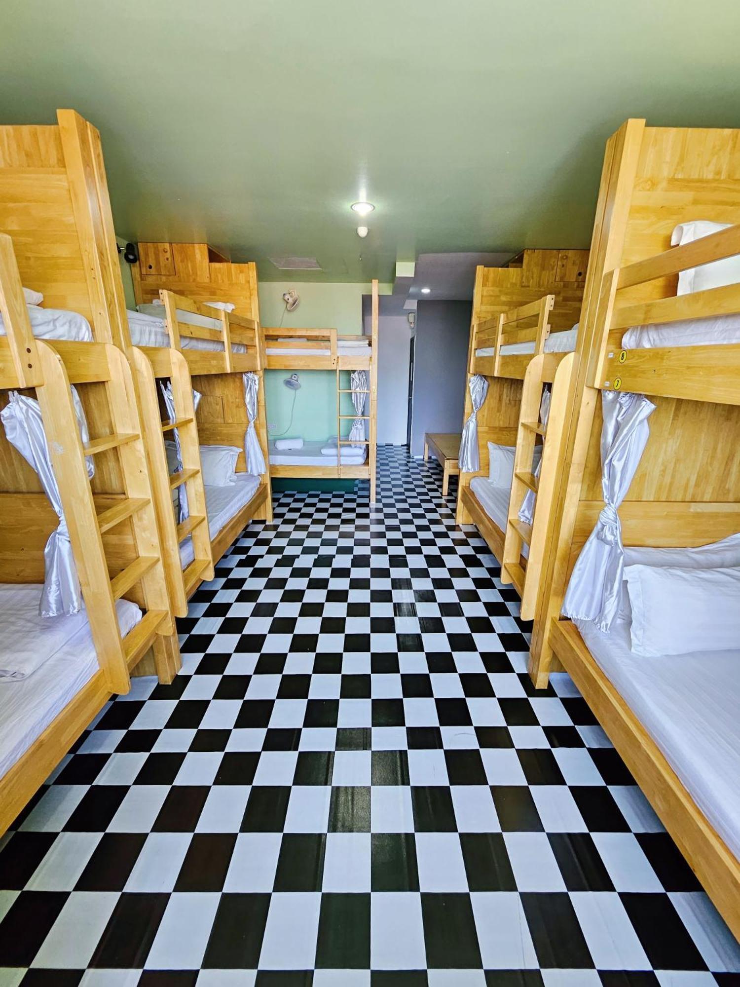The 60 Hostel George Town Buitenkant foto