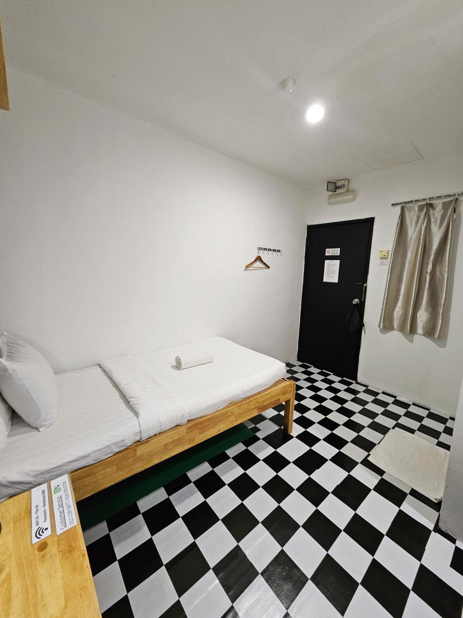 The 60 Hostel George Town Buitenkant foto
