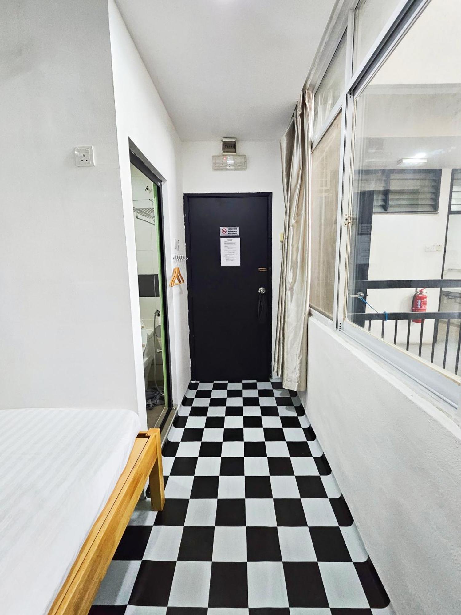 The 60 Hostel George Town Buitenkant foto